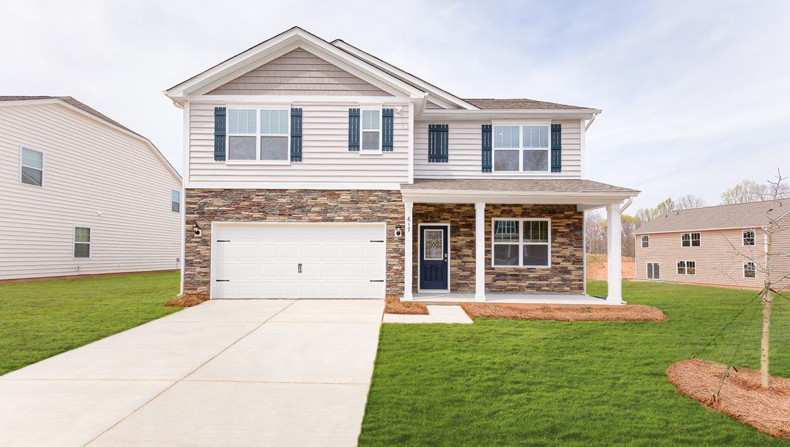 Hayden - The Hamptons at Hickory: Hickory, North Carolina - D.R. Horton