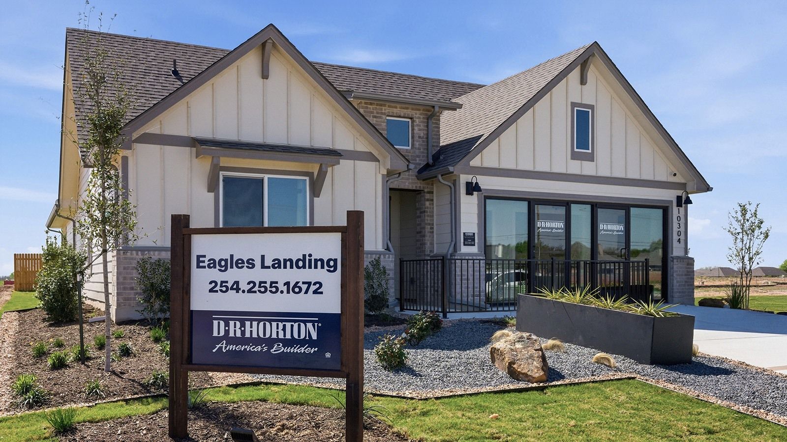 casa en Eagles Landing por D.R. Horton