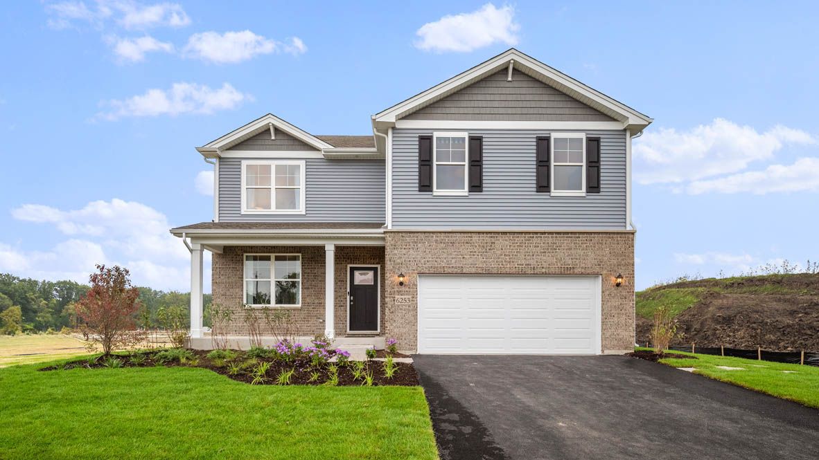 casa en Oak Ridge Traditional Single Family por D.R. Horton
