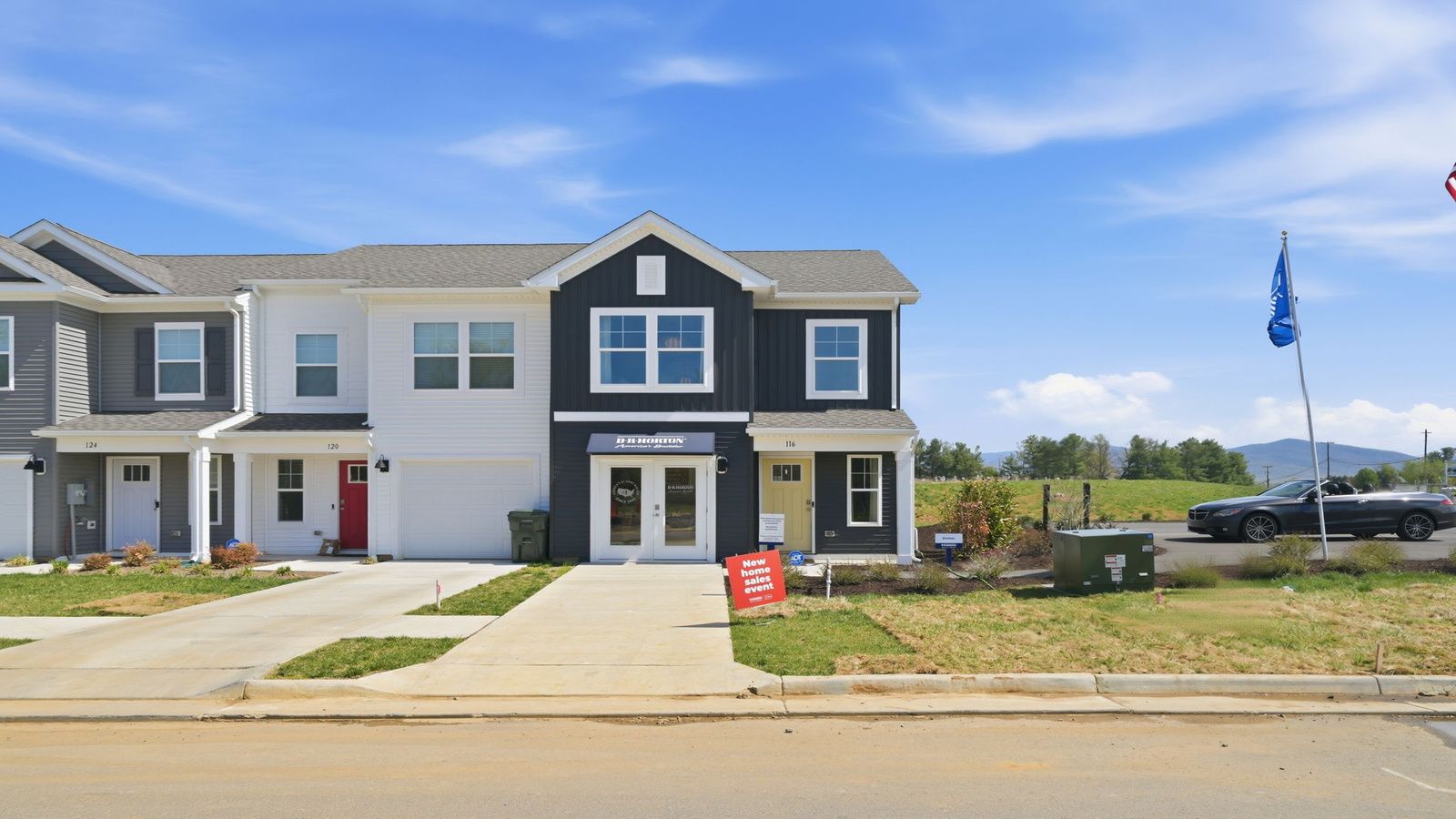 Summit Townes - Waynesboro, VA