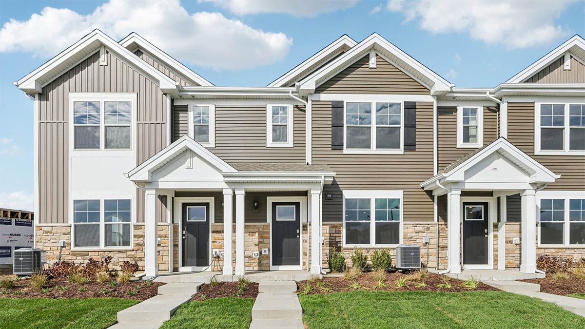 NORFOLK - Grande Reserve Townhomes: Yorkville, Illinois - D.R. Horton