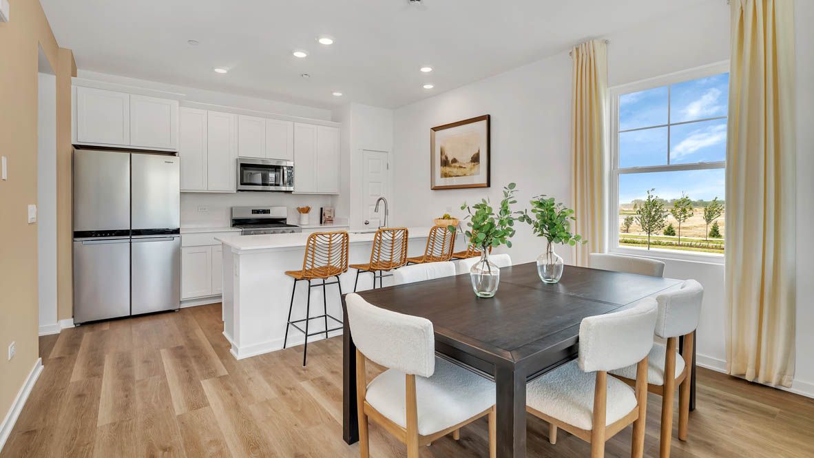 Norfolk - Sonoma Trails Townhomes: Oswego, Illinois - D.R. Horton