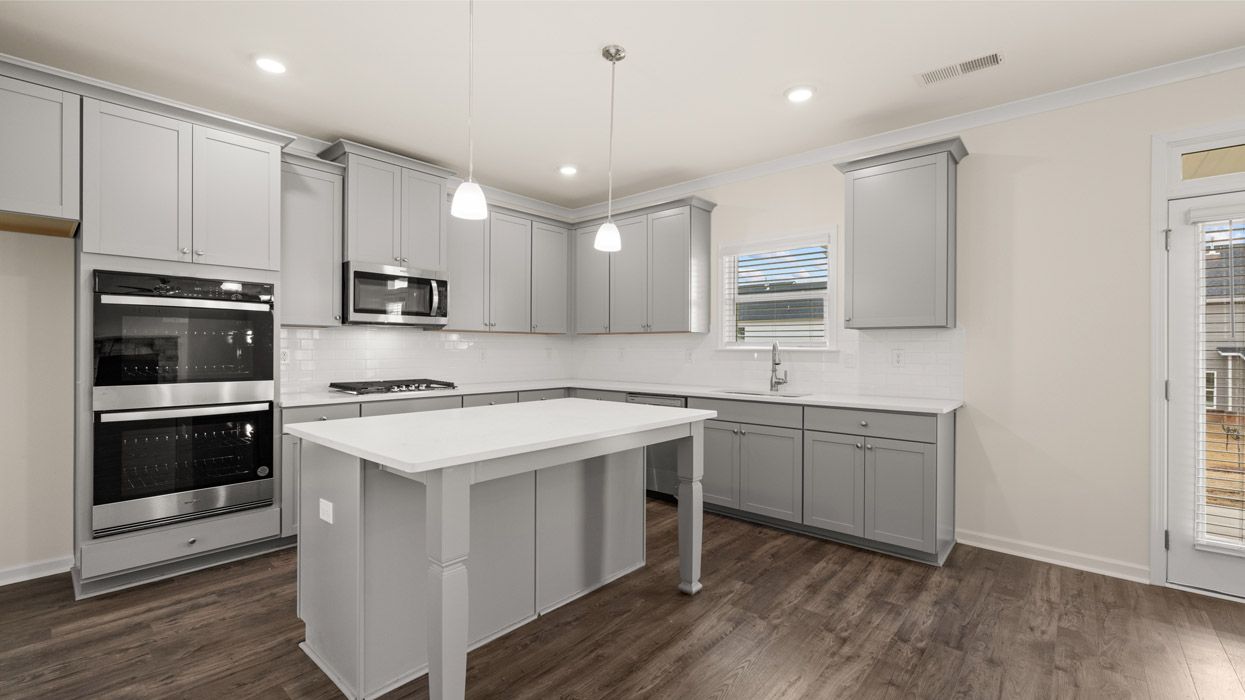 1928 Brookside Terrace. Bogart, GA 30622
