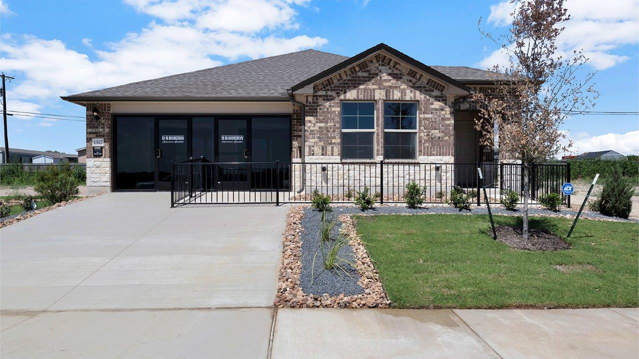 casa en Reynolds Crossing por D.R. Horton
