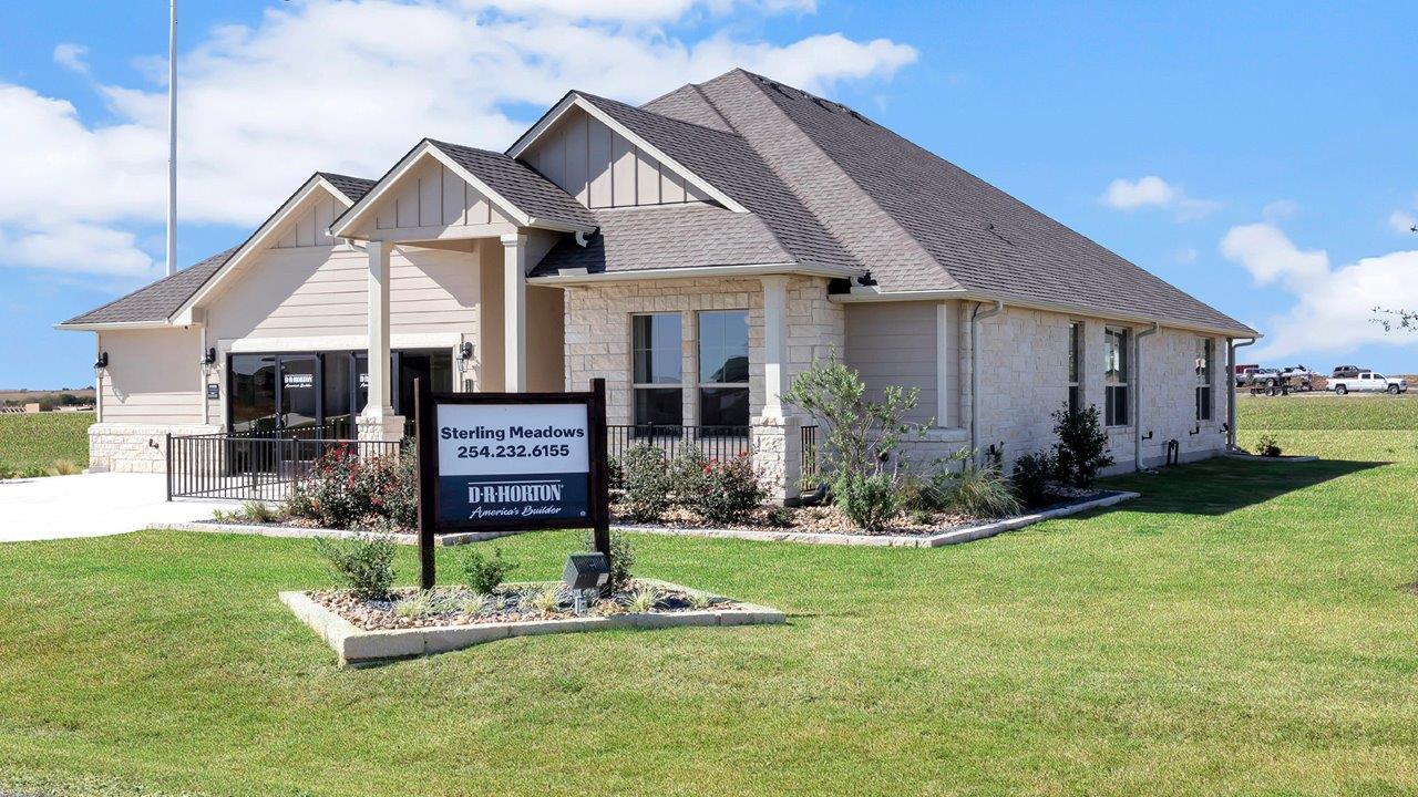 casa en Sterling Meadows por D.R. Horton