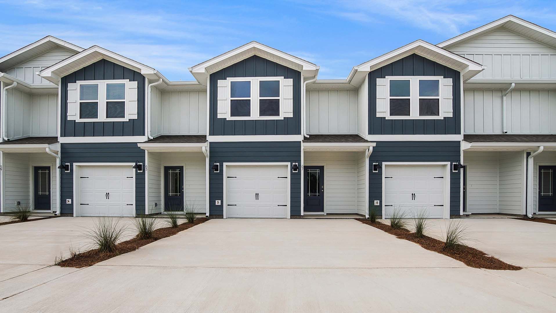 casa en Hawks Landing Townhomes por D.R. Horton