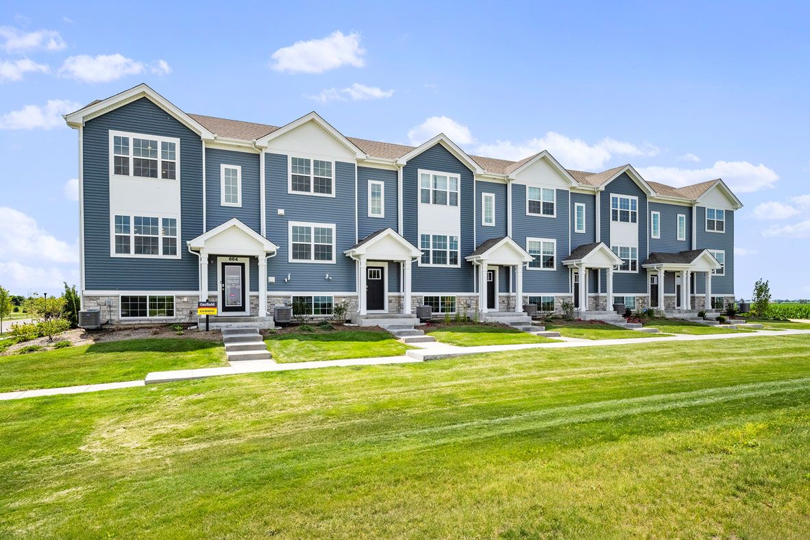 casa en Prairie Ridge Townhomes por D.R. Horton