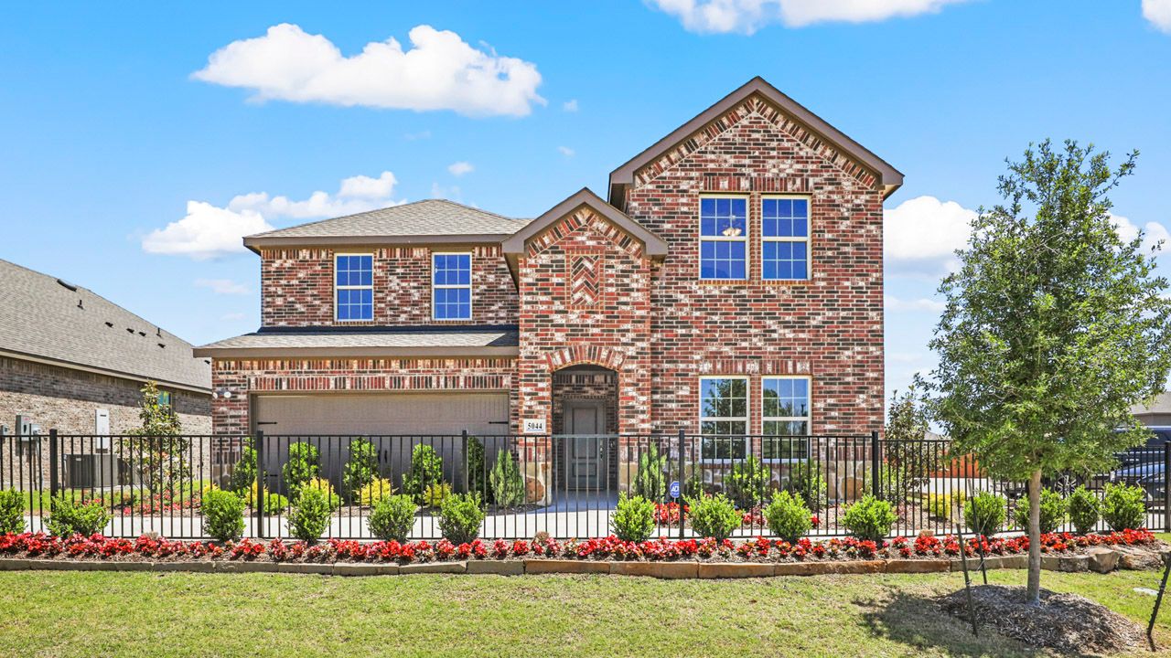 5048 Blazer Way. Garland, TX 75043