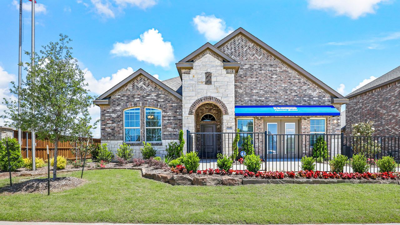 5048 Blazer Way. Garland, TX 75043