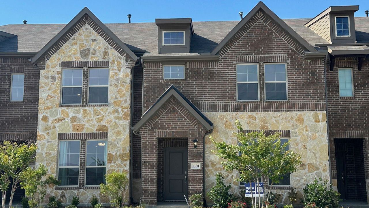 Caspian - Liberty Crossing: Royse City, Texas - D.R. Horton