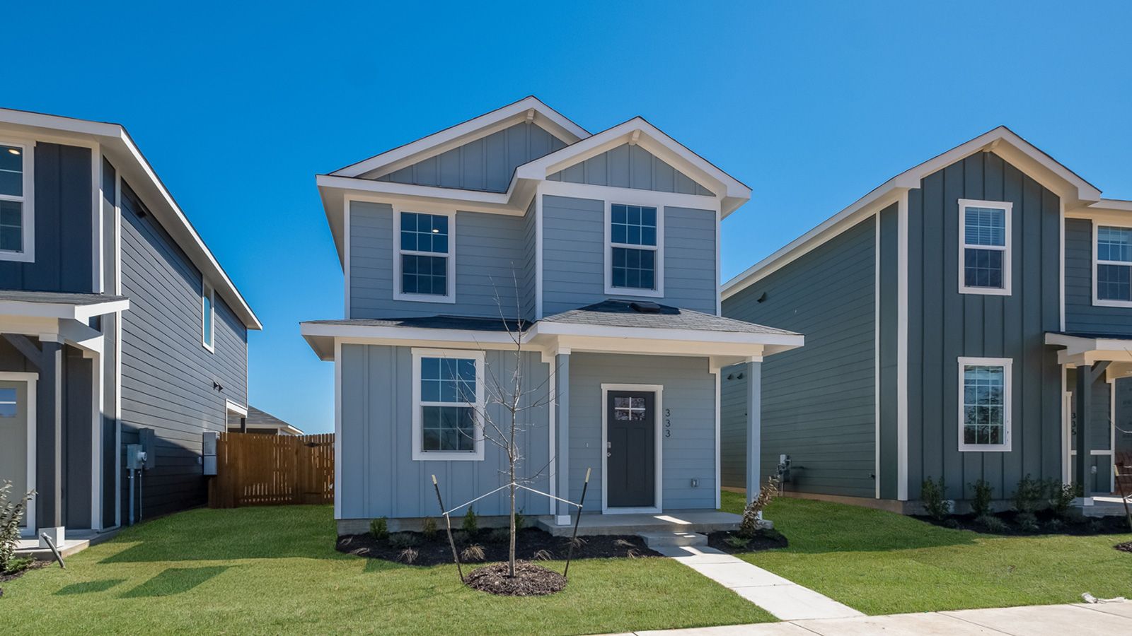 The Emily - Valverde: Bastrop, Texas - D.R. Horton