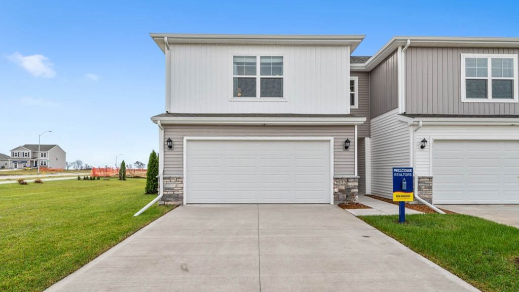 Sydney - Prairie Village Townhomes: Tiffin, Iowa - D.R. Horton