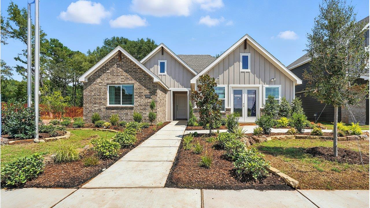 6008 Freedom Drive. Lindale, TX 75771