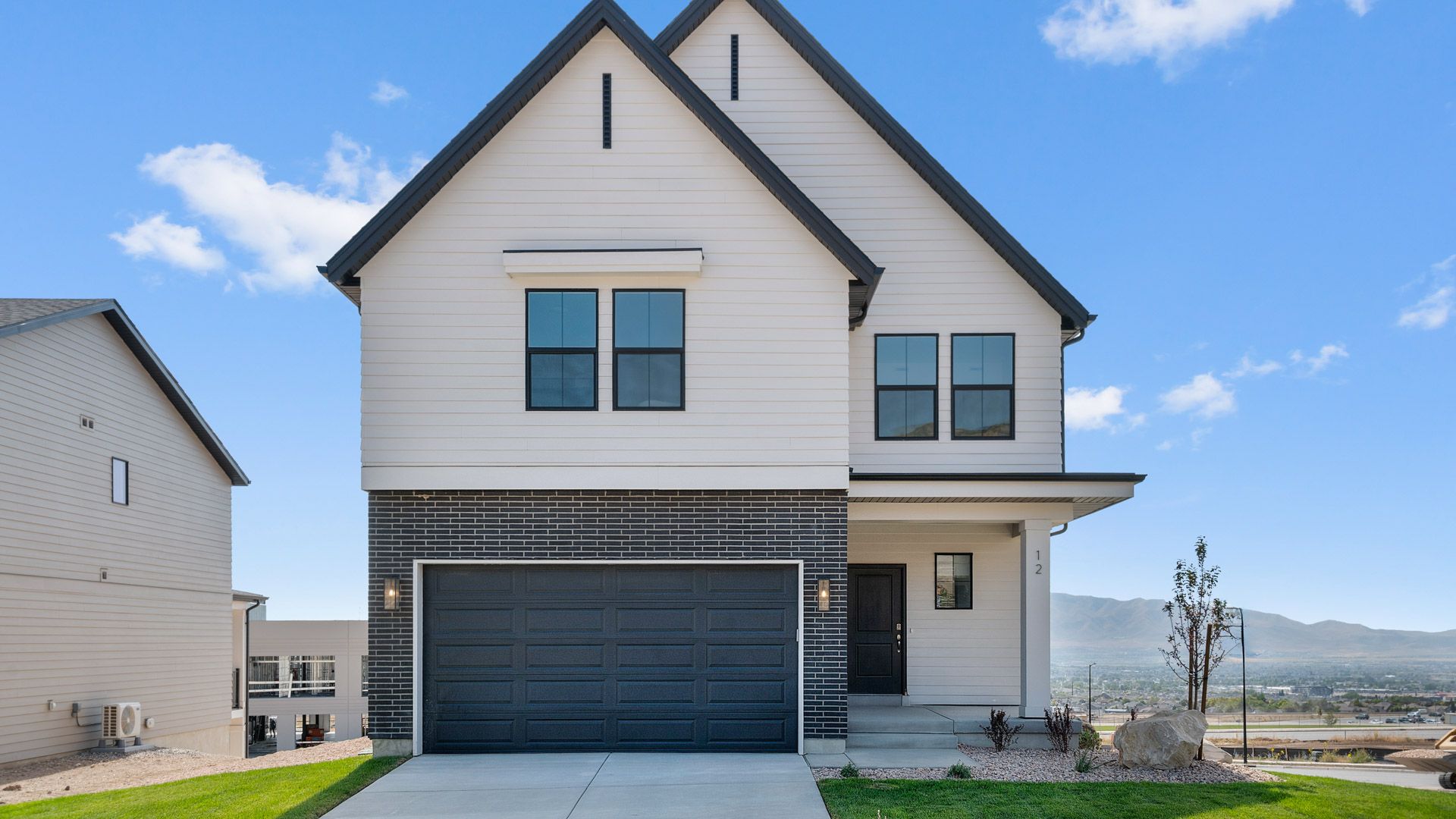 Clover - Inverness: Lehi, Utah - D.R. Horton