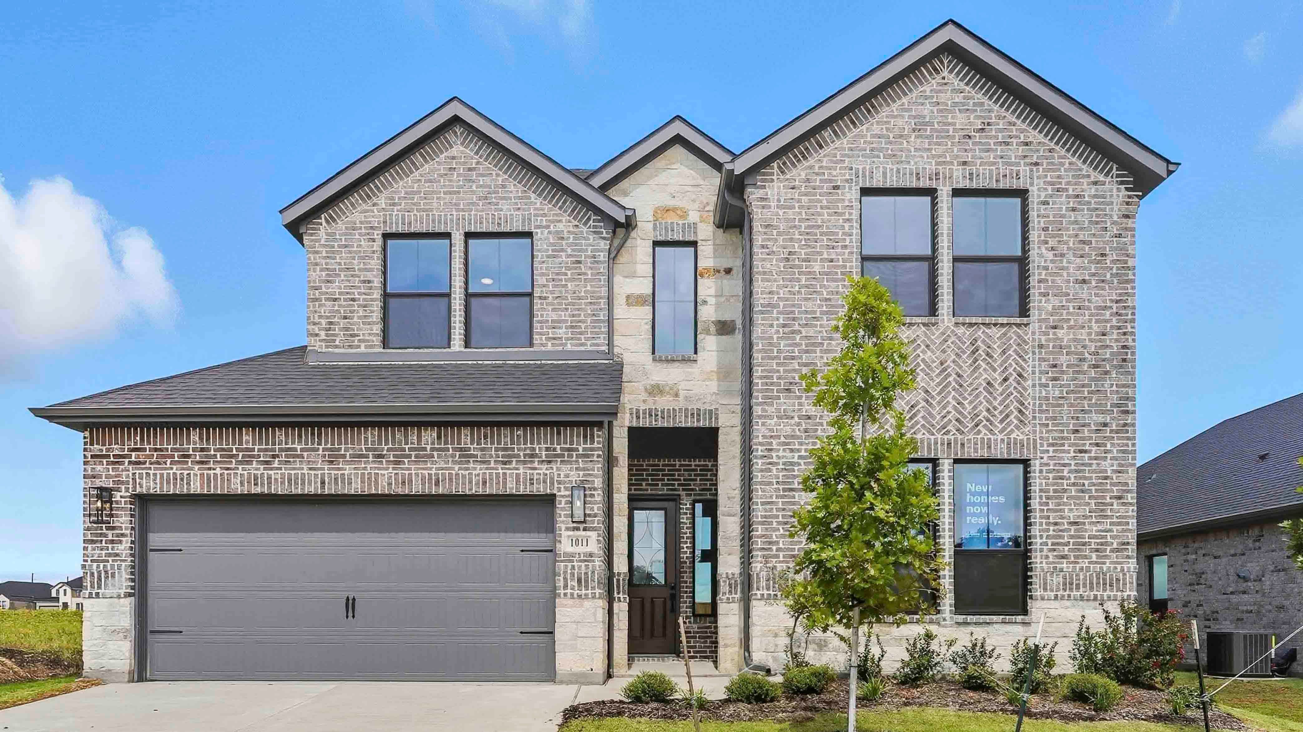 907 Waggoner Drive. Royse City, TX 75189