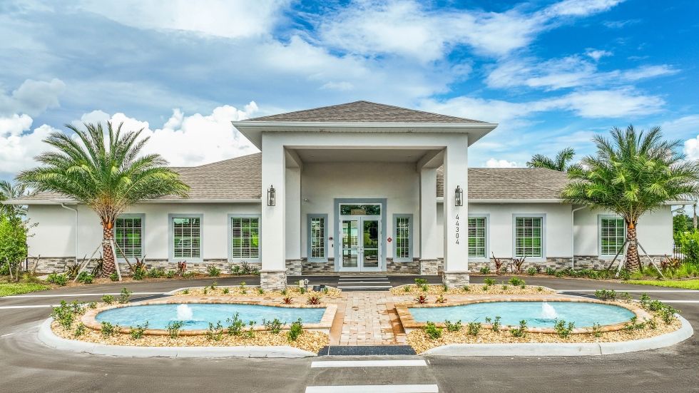 Palmetto Landing at Babcock Ranch Express por D.R. Horton en Punta Gorda Florida