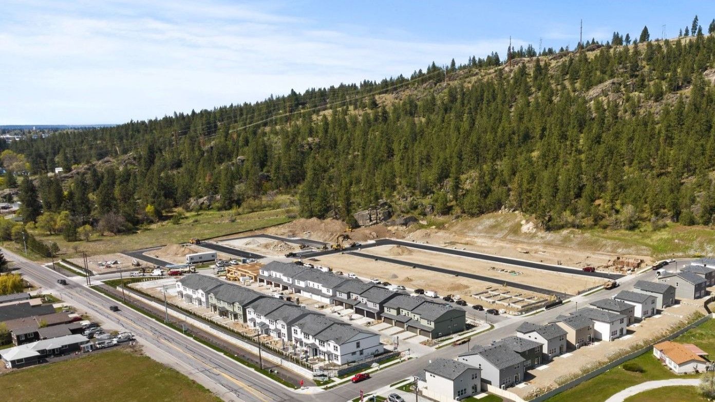Sekani West Townhomes