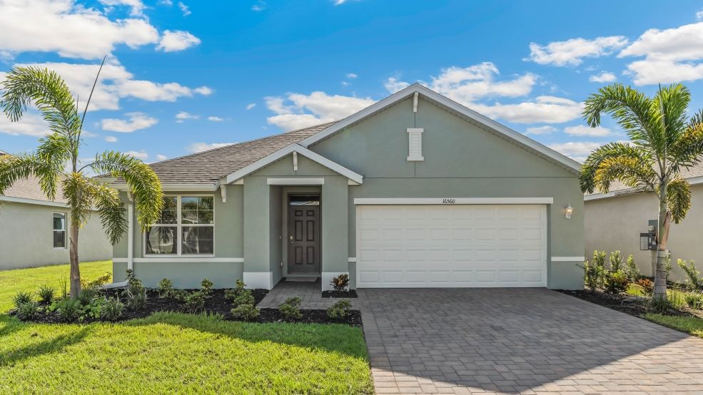 Coral Lakes - Tradition & Express por D.R. Horton en Punta Gorda Florida