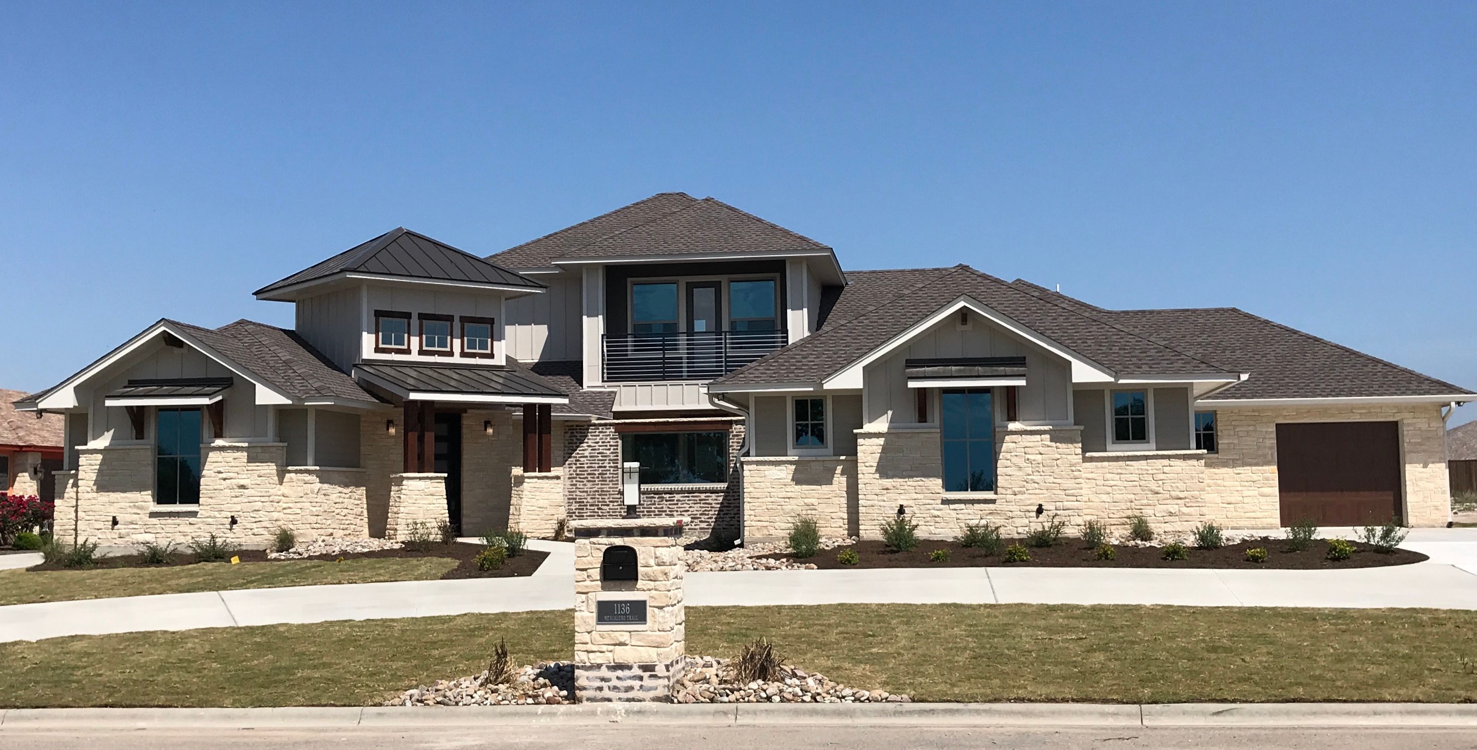 casa en Dustin Dewald Custom Homes por Dustin Dewald Custom Homes
