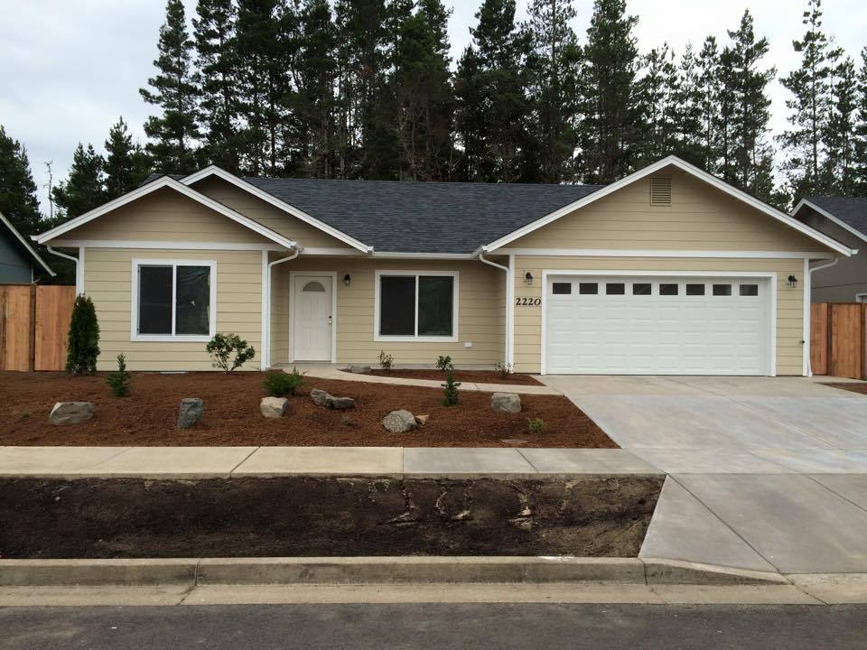 casa en Dan Lewis Construction por Dan Lewis Construction
