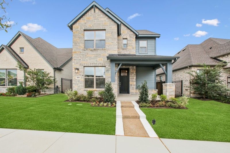 Mccaren - Karis – Cottage Series: Crowley, Texas - David Weekley Homes