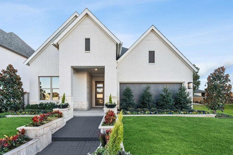 1616 Swan St. Van Alstyne, TX 75495