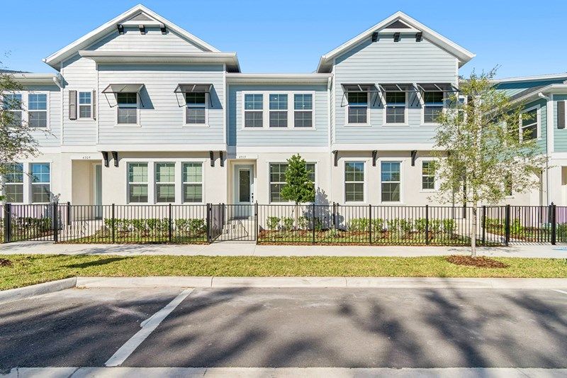 casa en Baldwin Crossing 16' por David Weekley Homes