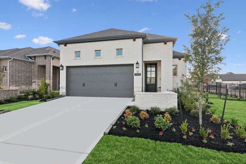 Denton - The Highlands - Grove Collection: Porter, Texas - David Weekley Homes