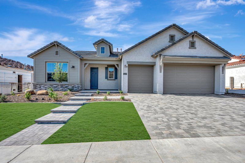 Dobbins - Canyon Views – 70’ Sunrise Series: Litchfield Park, Arizona - David Weekley Homes