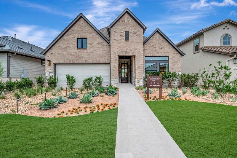 casa en Kissing Tree – Spruce Series por David Weekley Homes