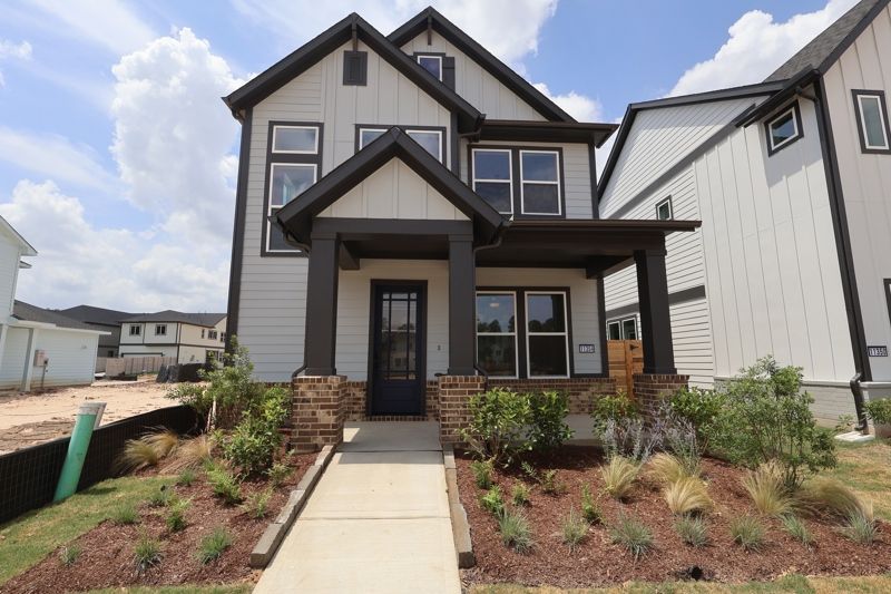 Kingspark - Two Step Farm - Cottages Row Collection: Montgomery, Texas - David Weekley Homes