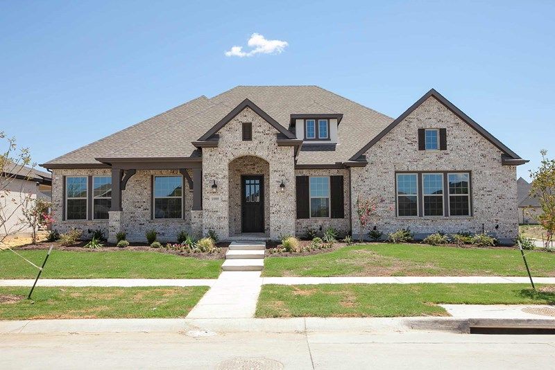 2238 Village Trail. Lakewood Village, TX 75068