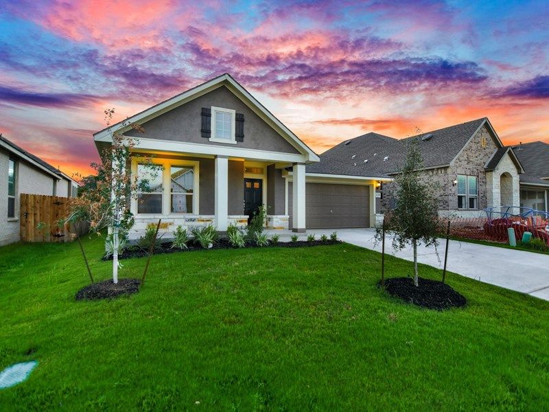 Crestmont - Davis Ranch 50': San Antonio, Texas - David Weekley Homes