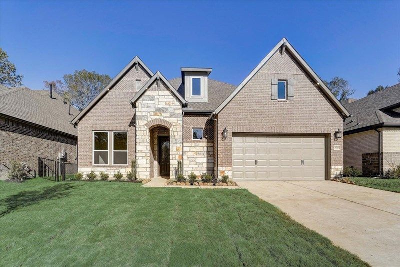 Dansbury - The Highlands Encore - Legacy Collection: Porter, Texas - David Weekley Homes