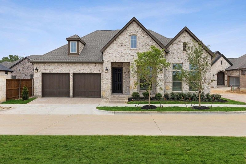 4609 Beaver Creek Drive. Arlington, TX 76005