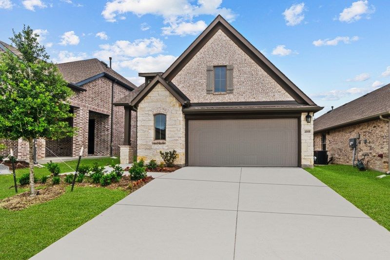 1520 Casting Ridge. Mesquite, TX 75181