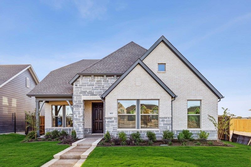 9404 Laurel Wreath Drive. Forney, TX 75126