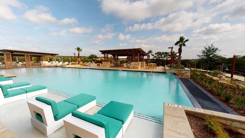 casa en Kissing Tree – Summit Series por David Weekley Homes
