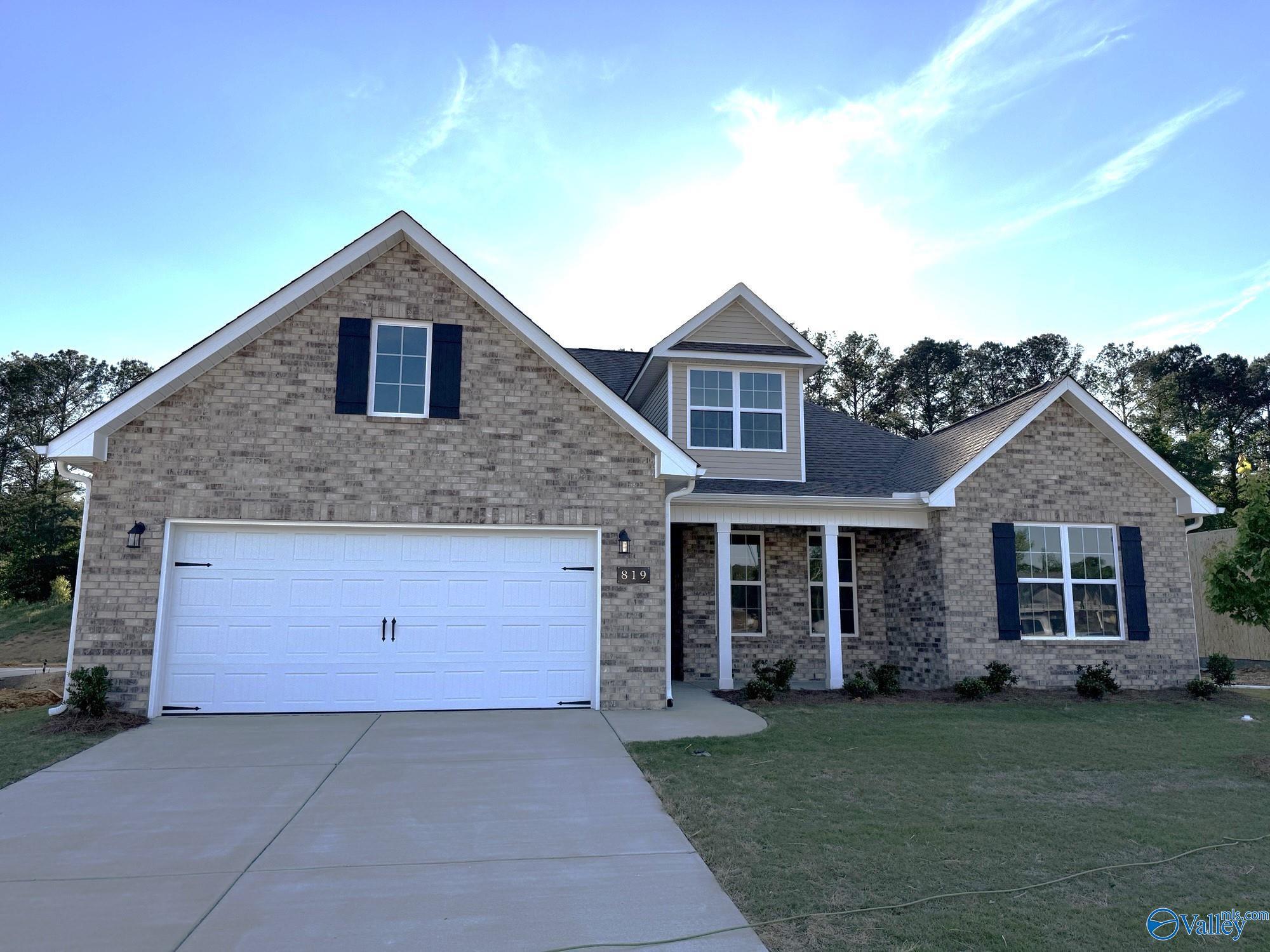 The Rockford with Bonus - Cain Park: Hartselle, Alabama - Davidson Homes