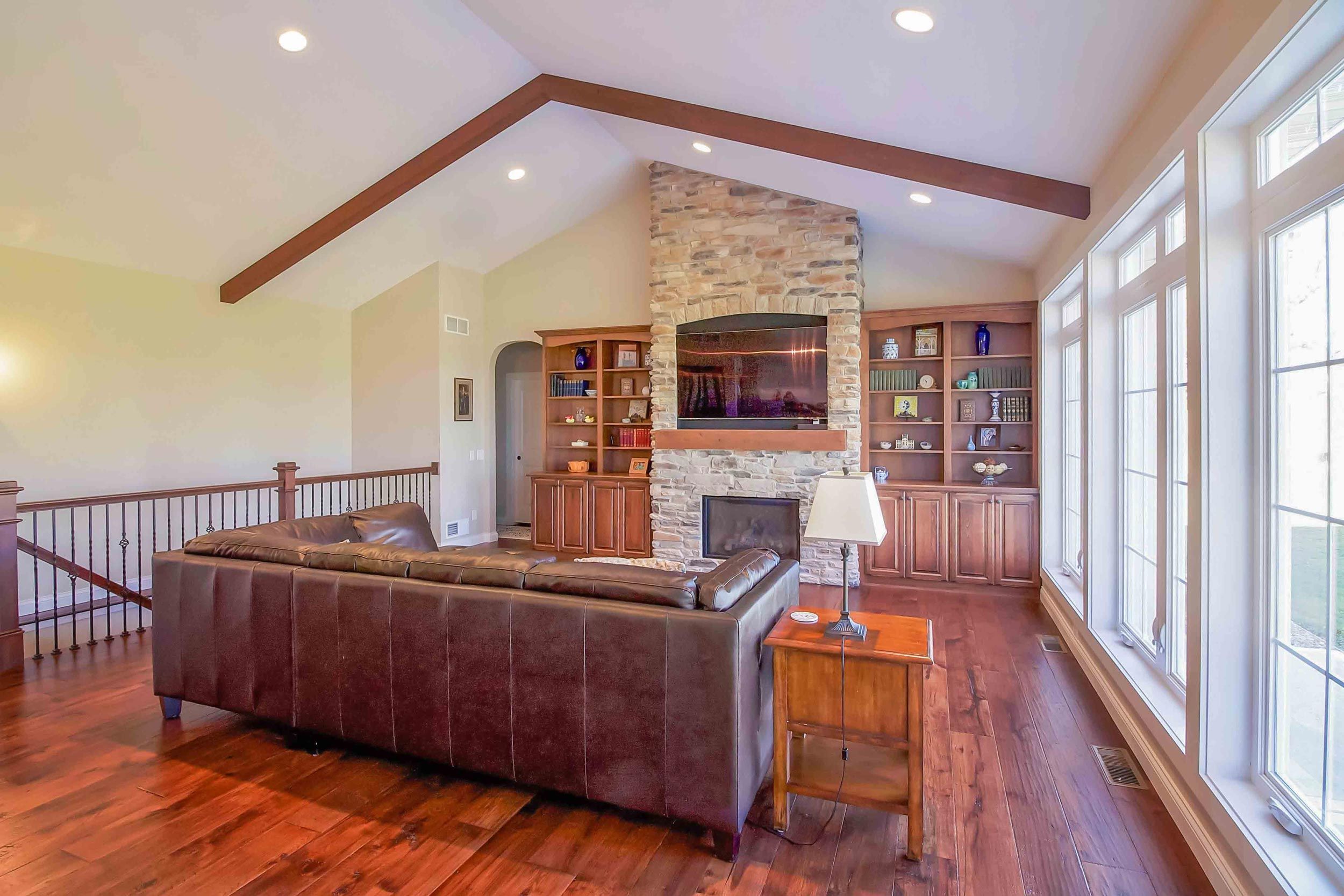 casa en Degnan Design Builders, Inc. por Degnan Design Builders, Inc.