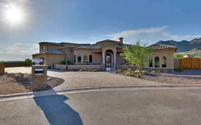 casa en Desert Sky Development Custom Homes Inc por Desert Sky Development Custom