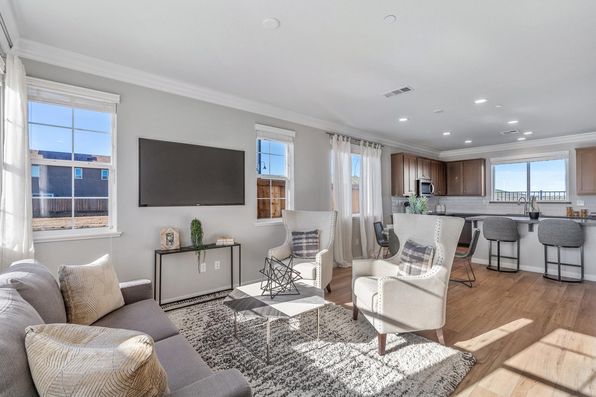 Azalea - Melrose at the Villages: Fairfield, California - Discovery Homes