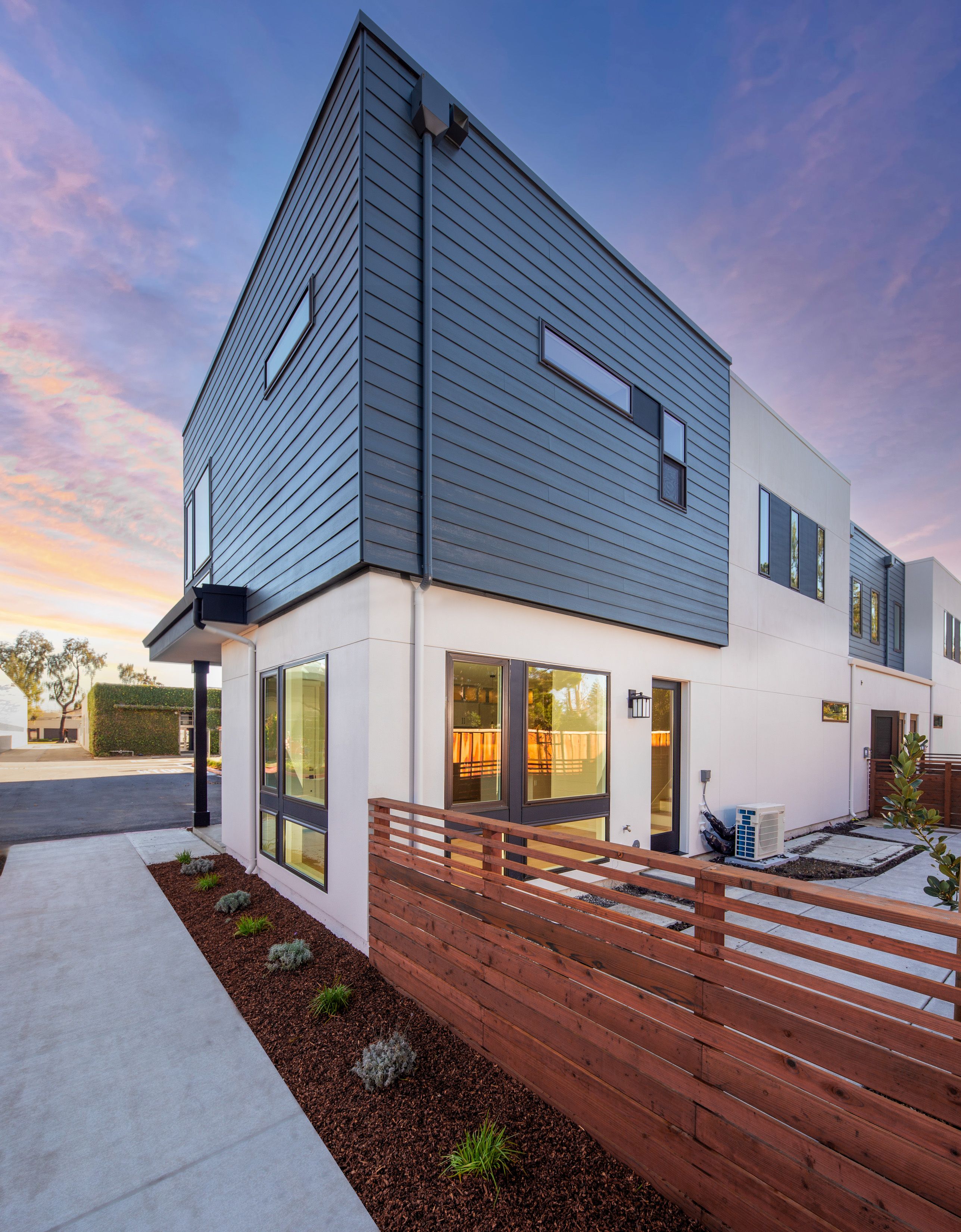 Acacia - Palo Alto, CA