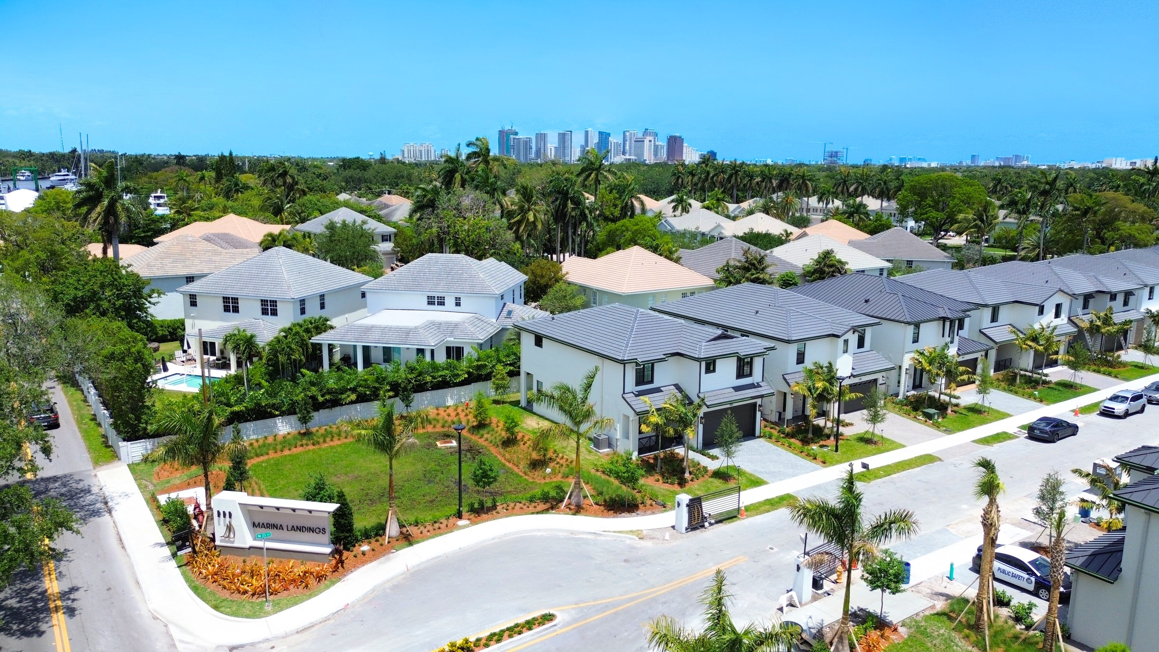 casa en Marina Landings por 13th Floor Homes