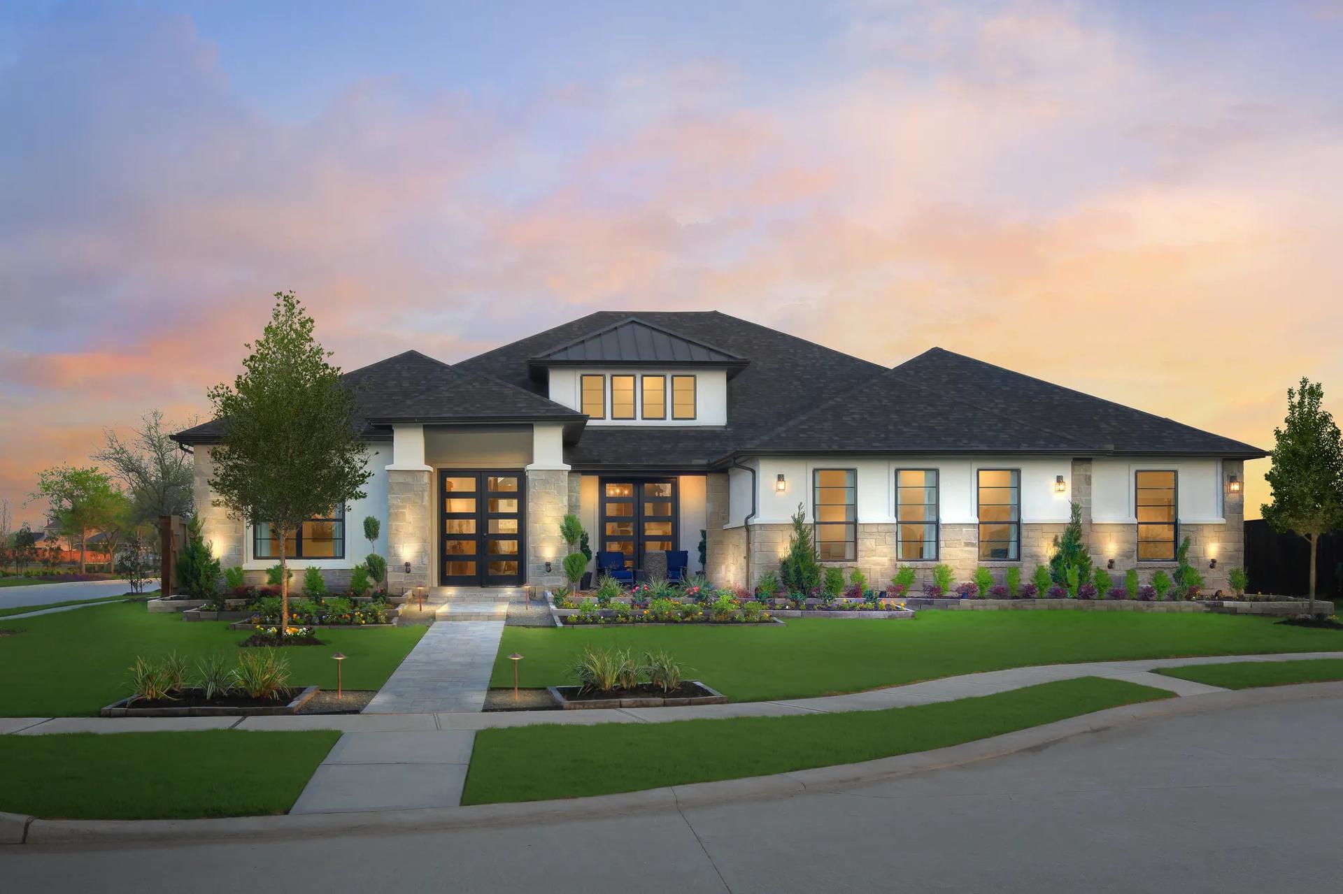 casa en Meridiana 80' por Drees Custom Homes