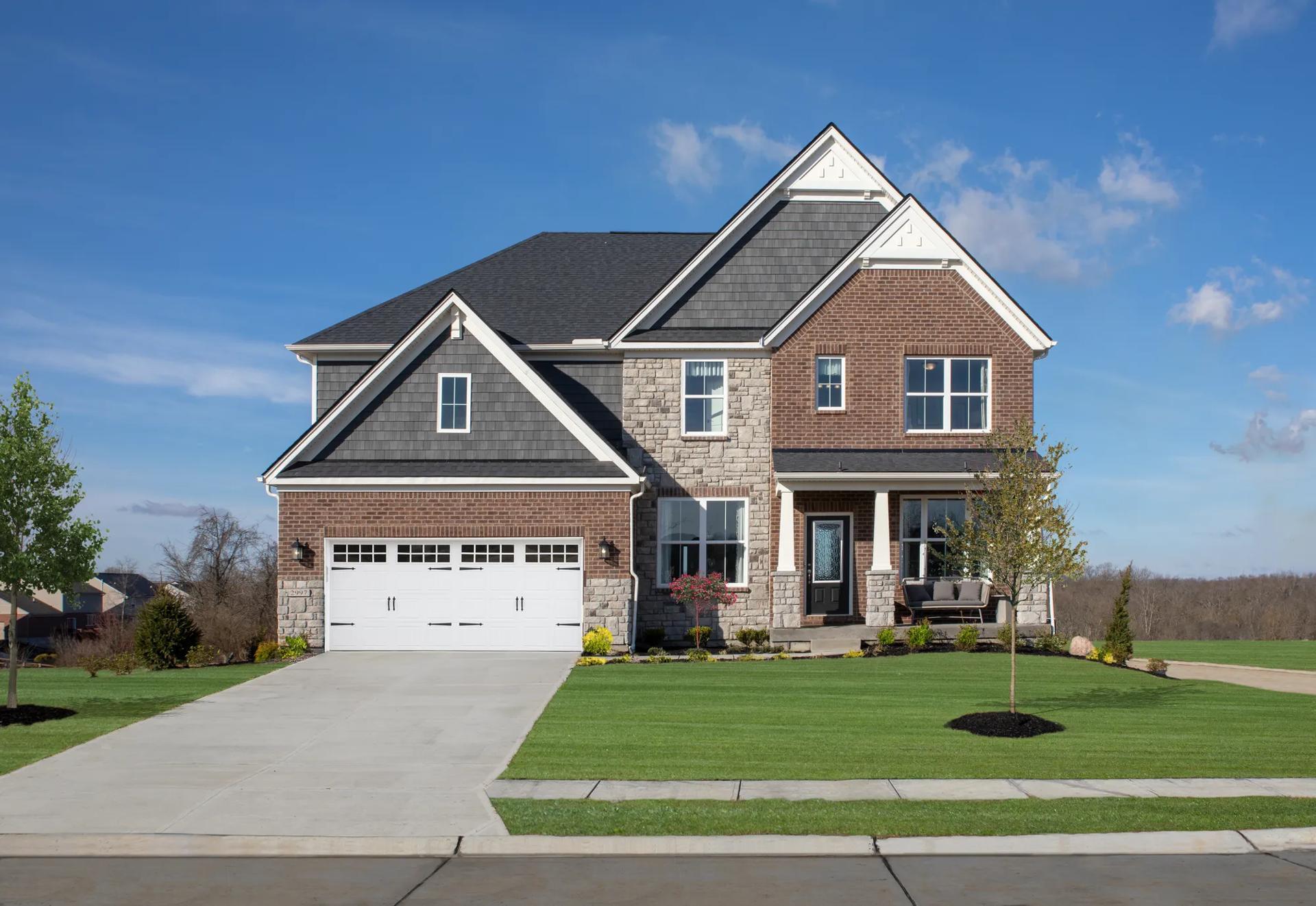 casa en Estates of Monroe Crossings por Drees Homes