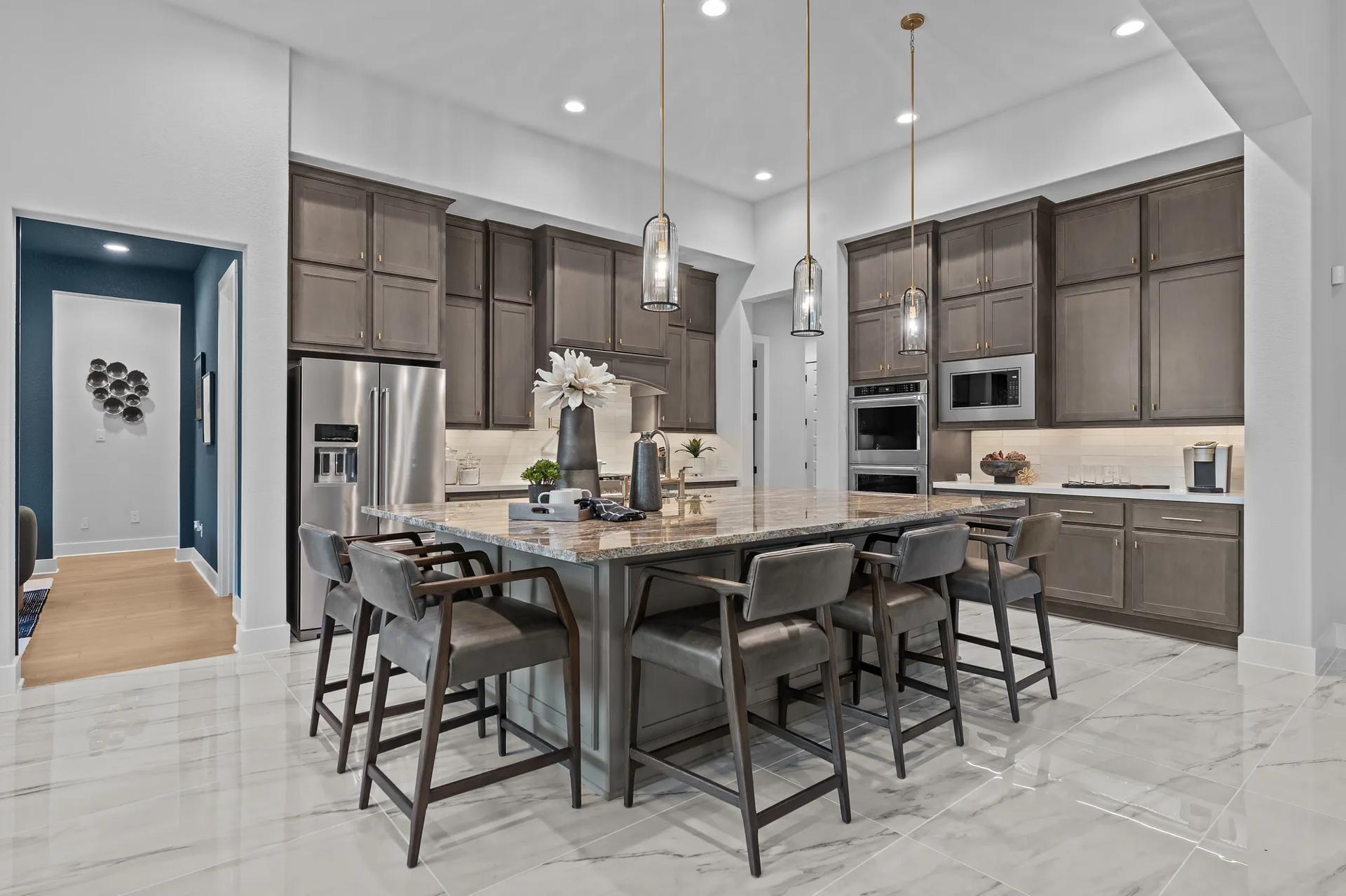 casa en Enchanted Bluff por Drees Custom Homes
