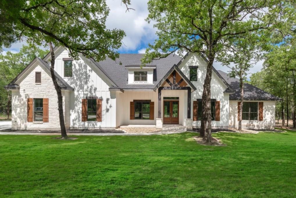casa en Dumbeck Custom Homes por Dumbeck Custom Homes