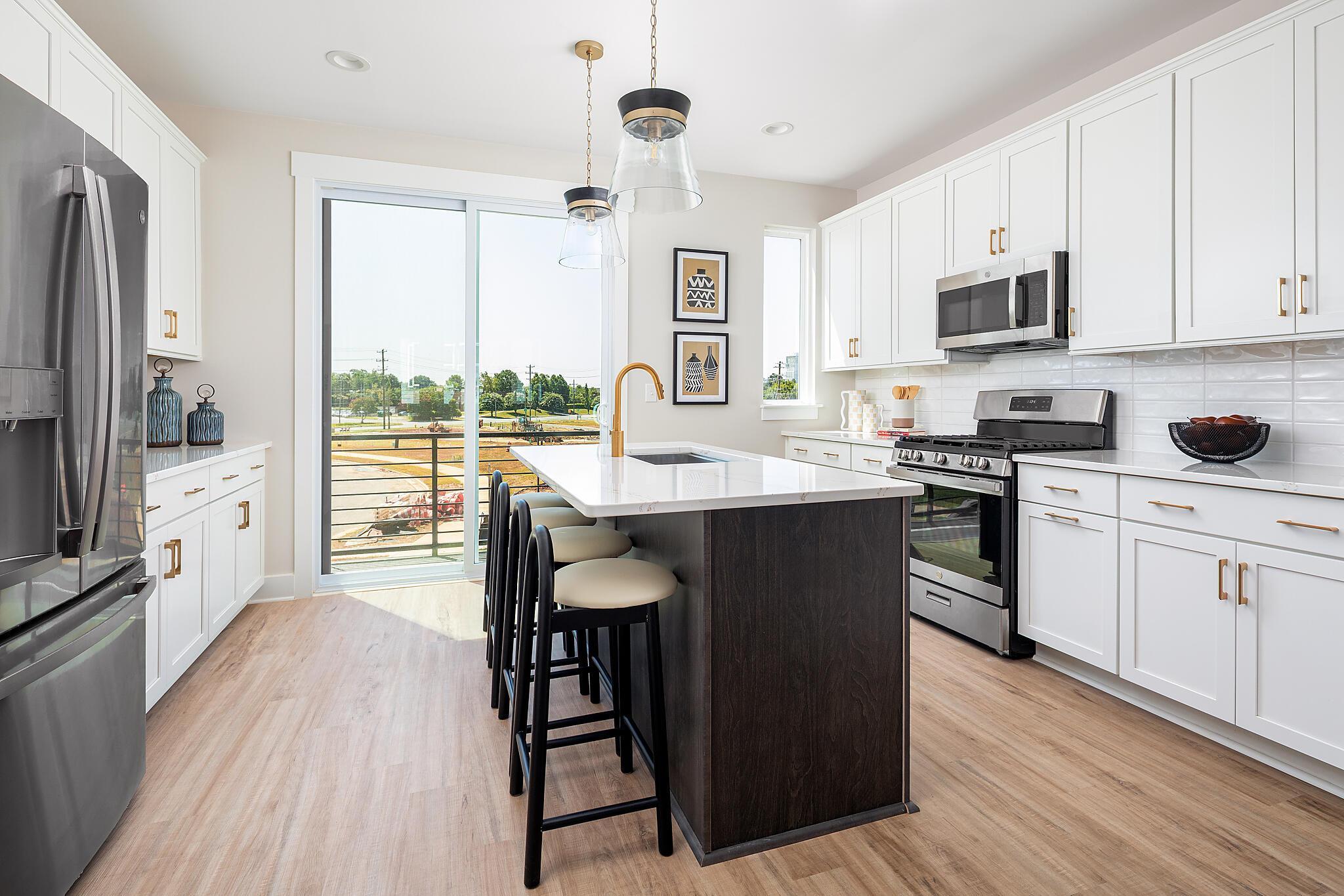 casa en Equinox por Empire Homes