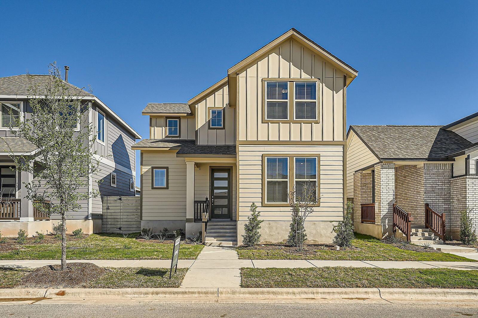 Manor - Adelton: Bastrop, Texas - Empire Homes